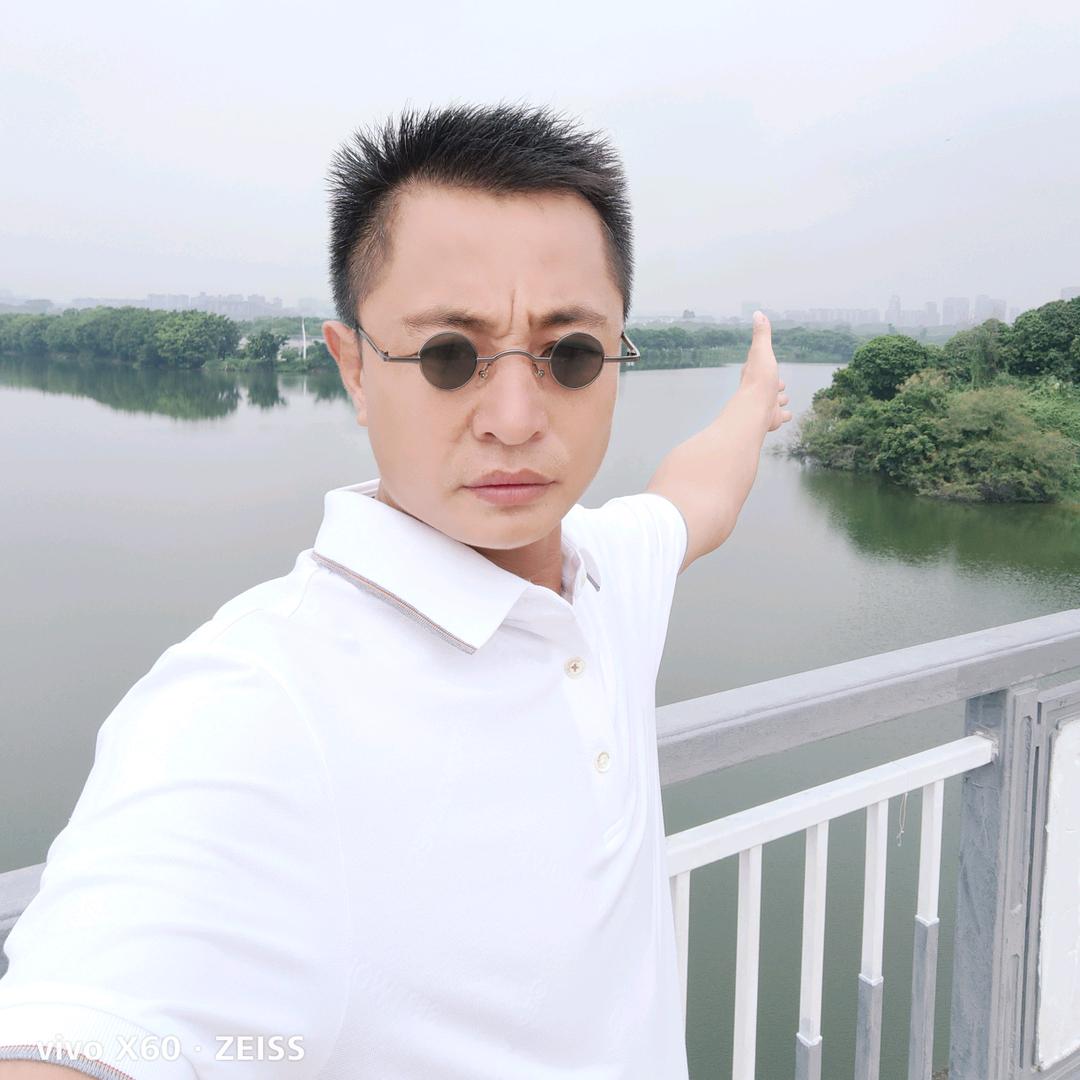 月亮还是那个月亮