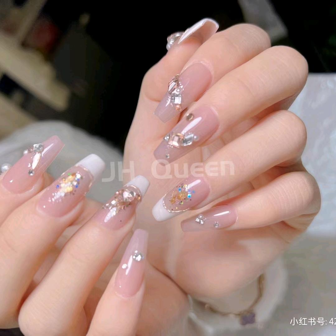 芳芳（连赞拉黑）