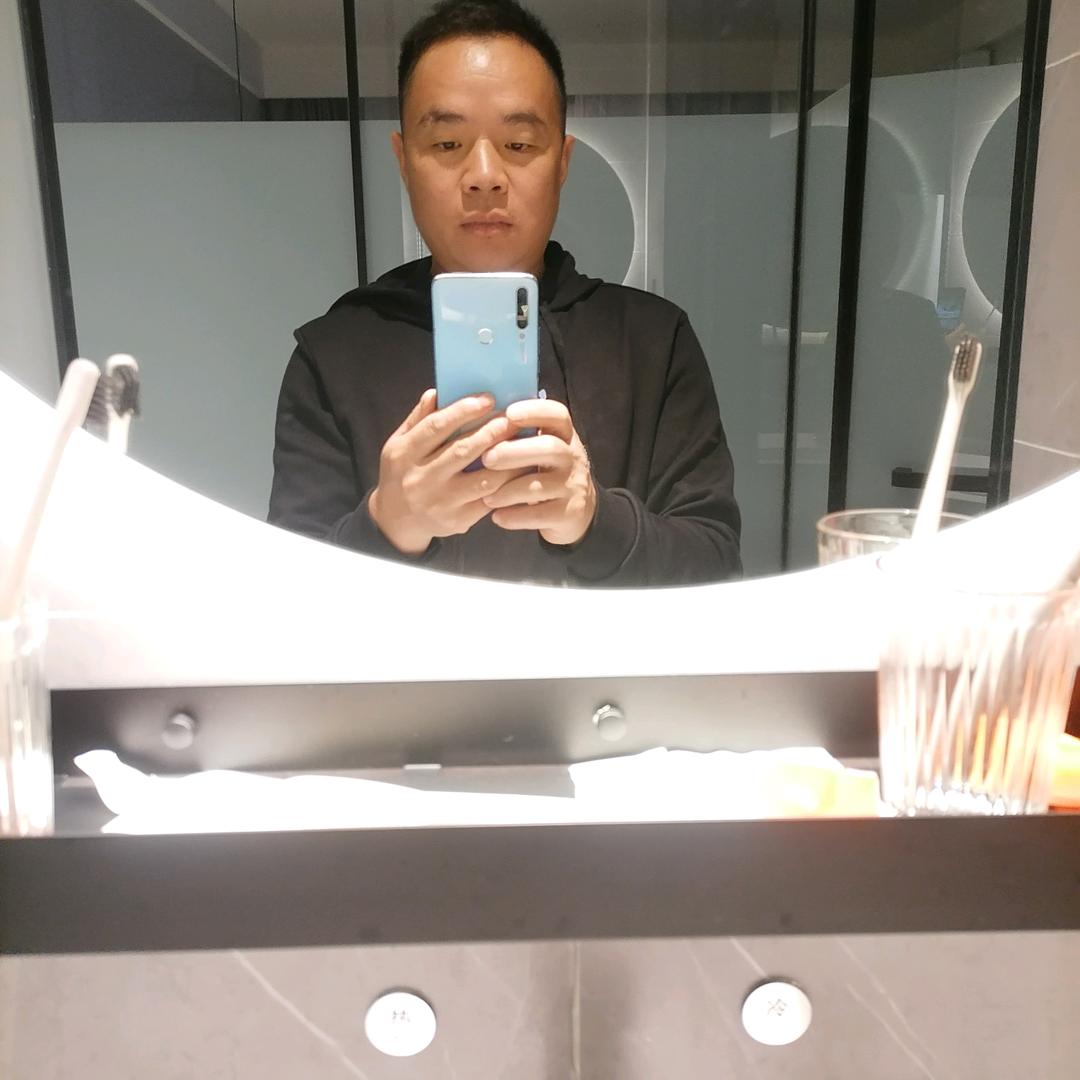 宇宙无敌@；罗先生