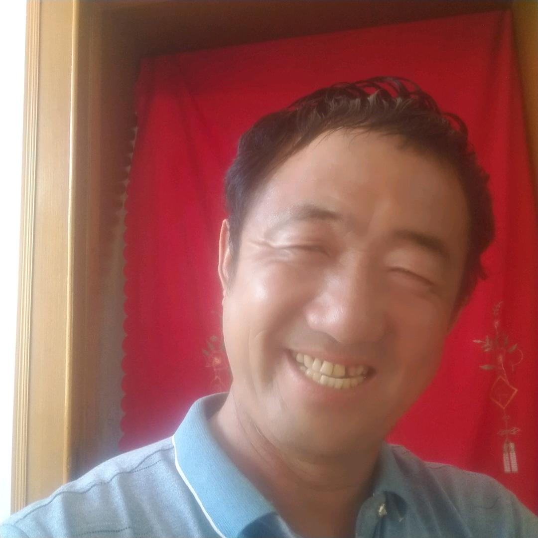坚强笑星
