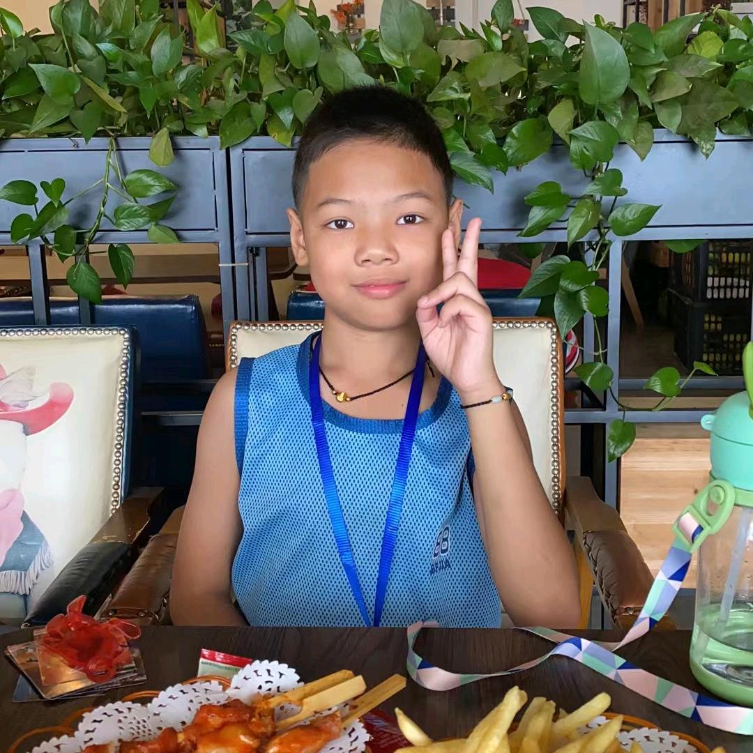 谭一妹家和万事兴。祝福大家开心快乐每一天