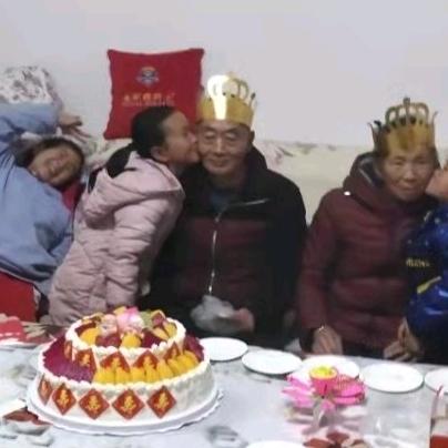 开心老人