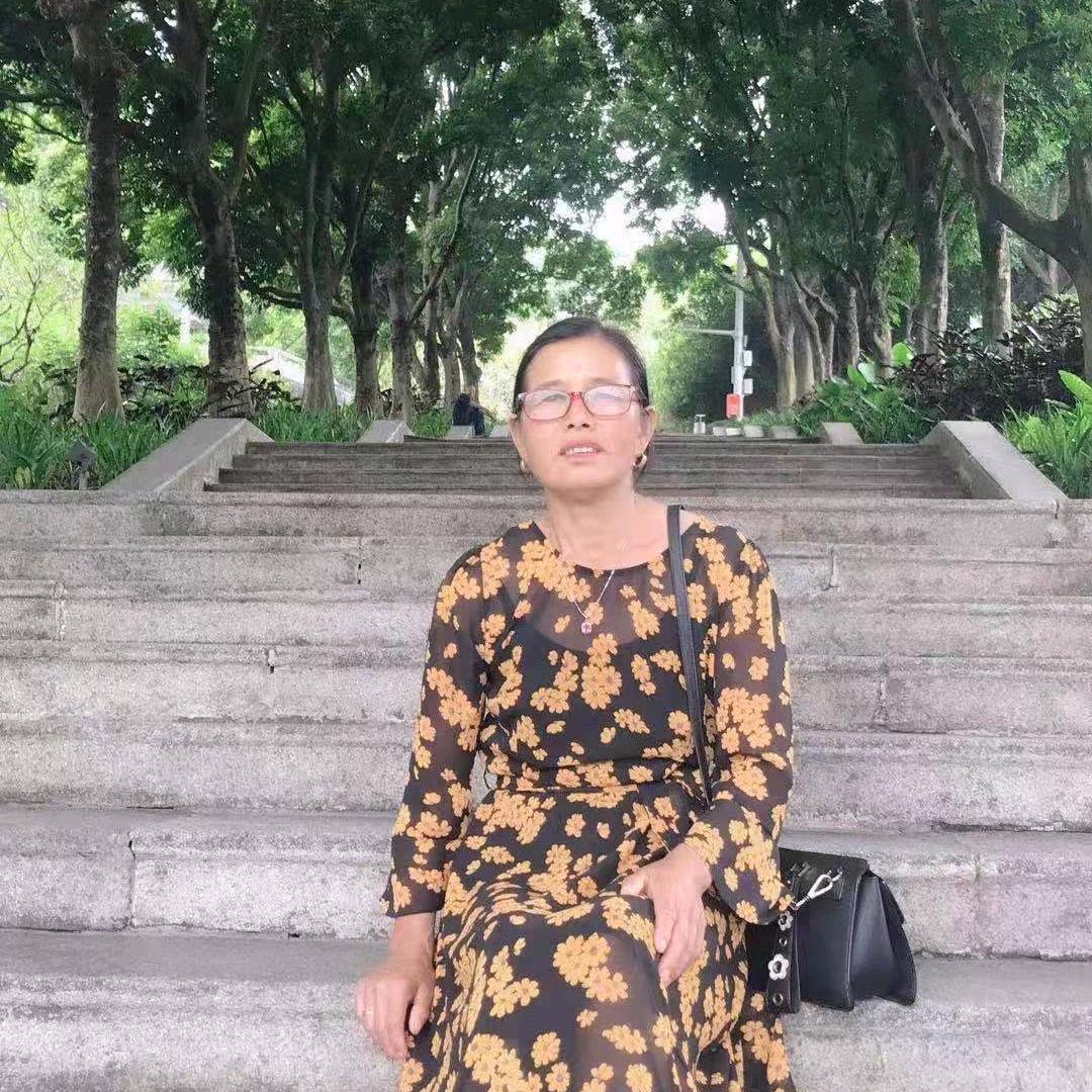 夏金爱