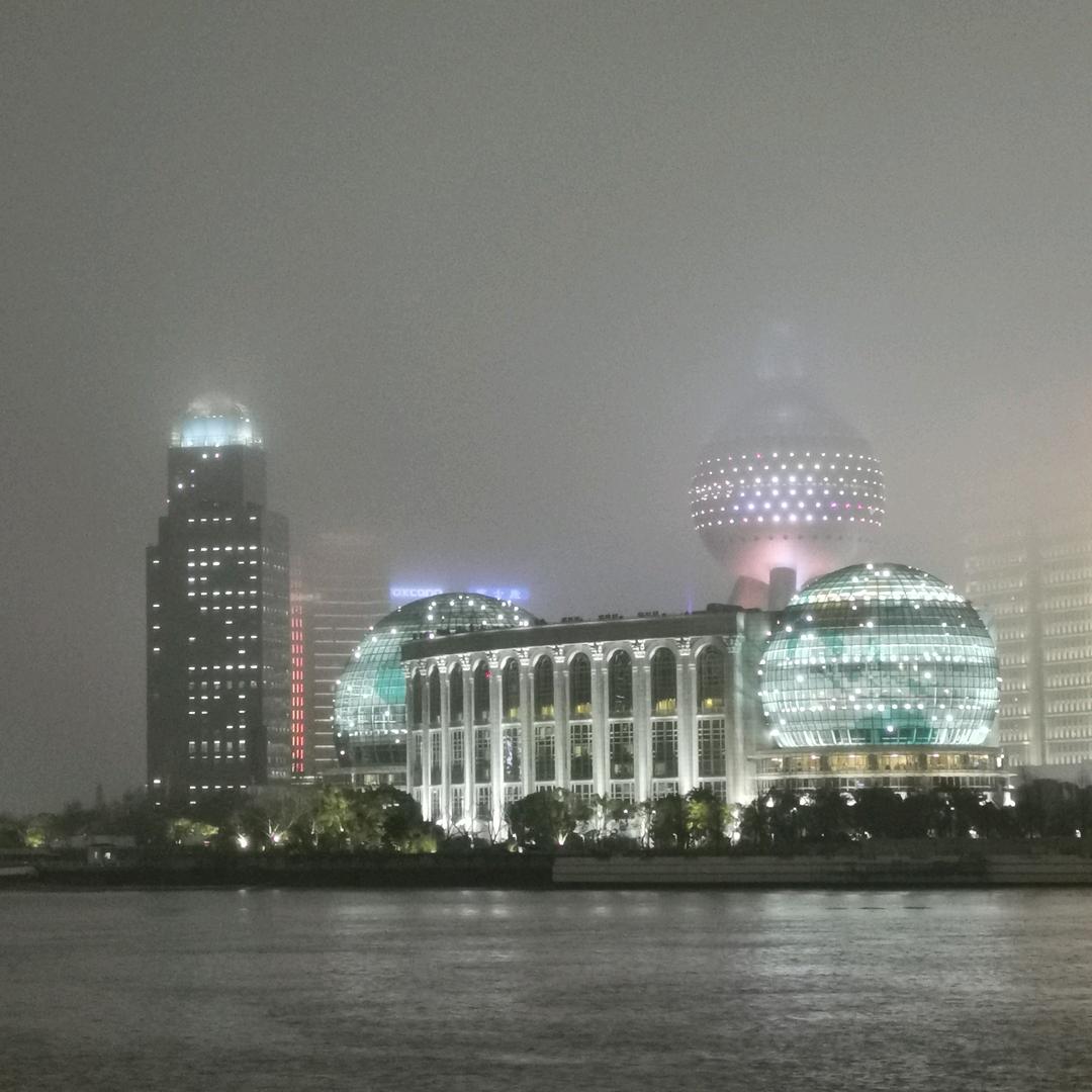 潇洒哥～～～