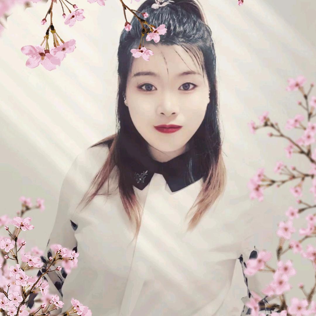娜光璀璨