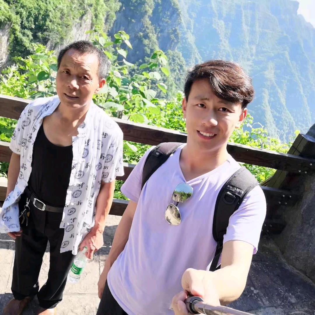 方小连