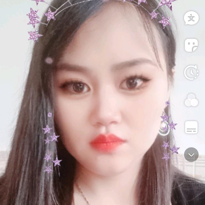 定胜美甲