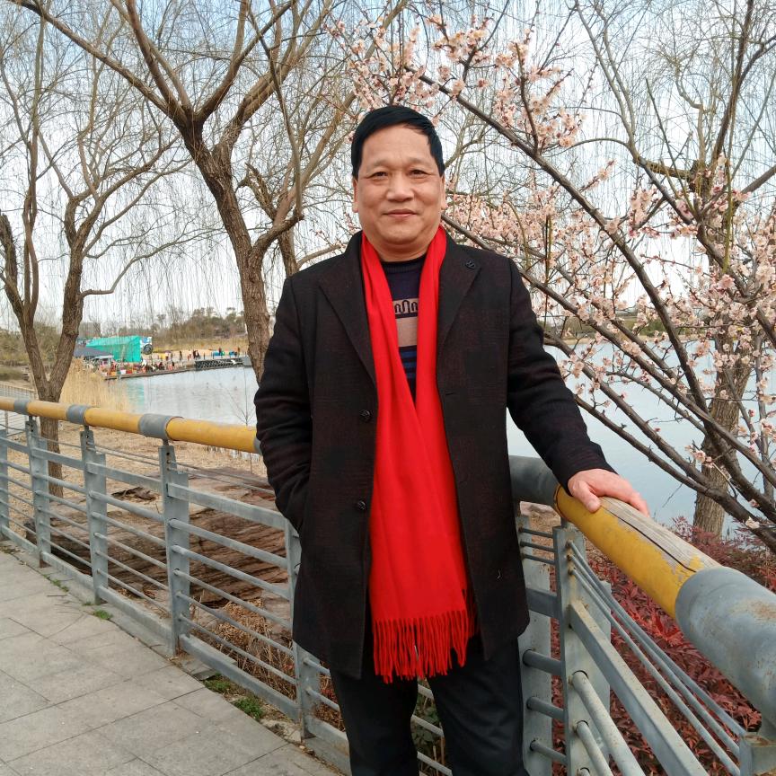 李志斌，开心快乐每一天。