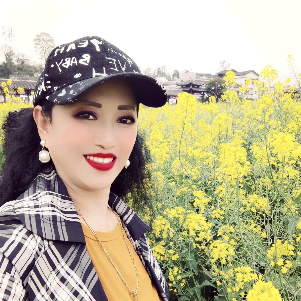 杨萍