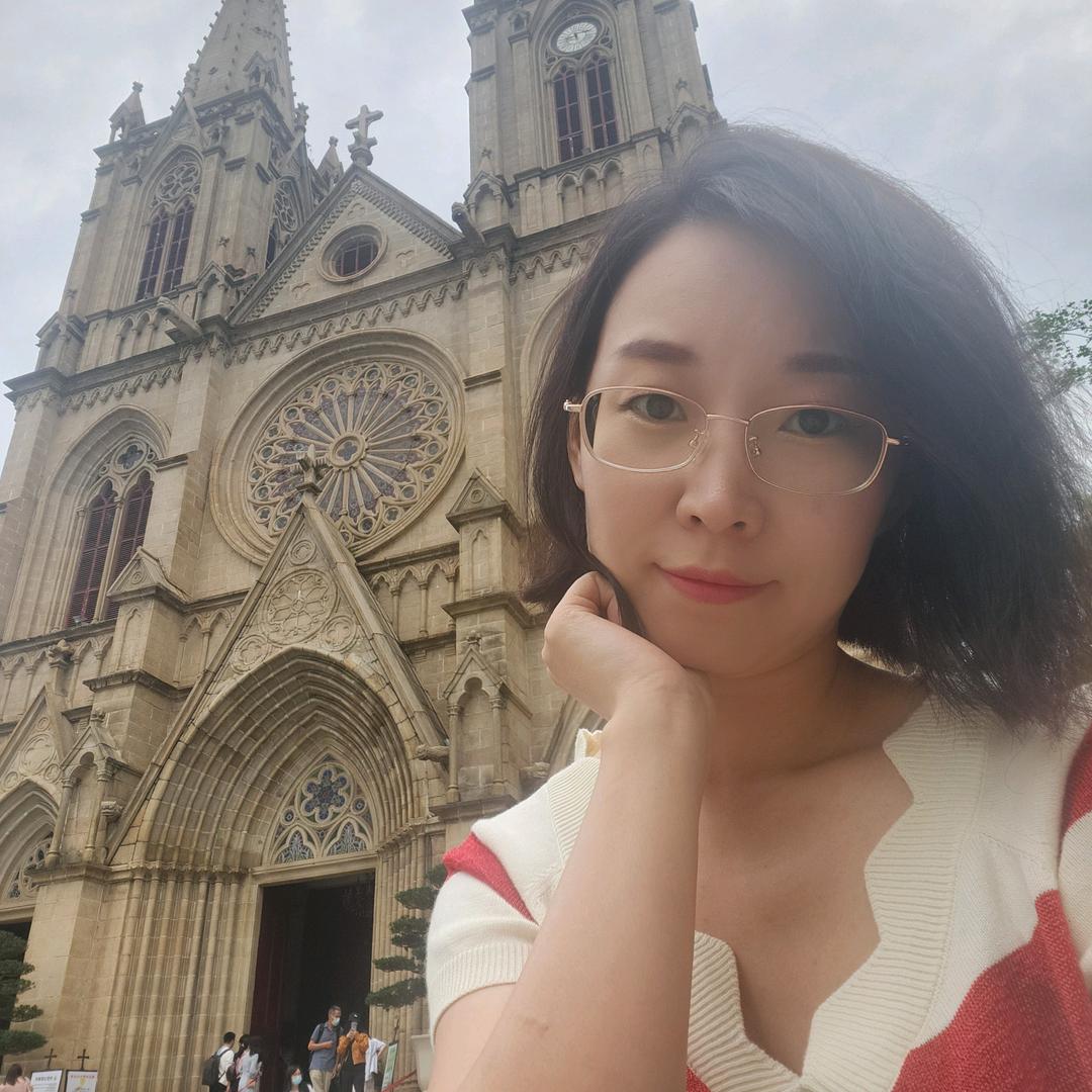哆啦^ω^睿
