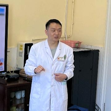 张华斌