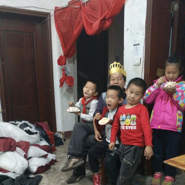 宏运服饰(招工中)