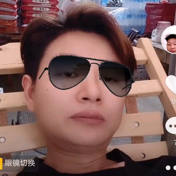 利勇超市，乐乐酒店🏨