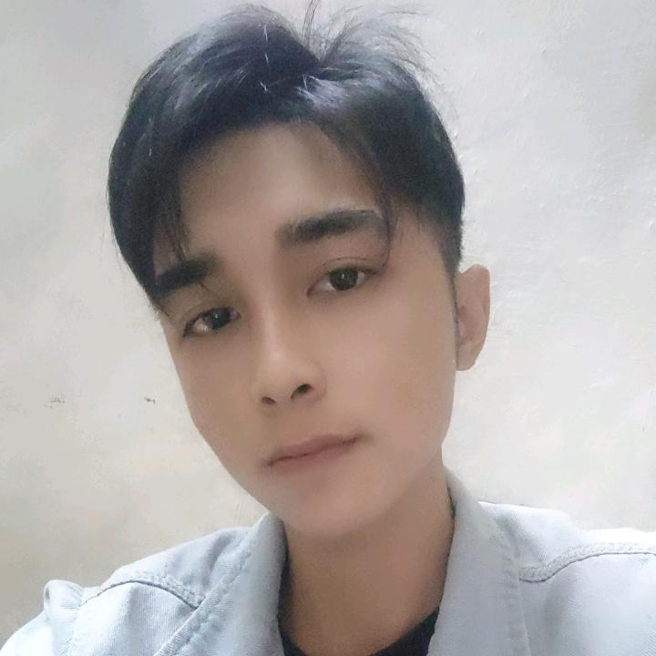 海边捡贝壳🐚