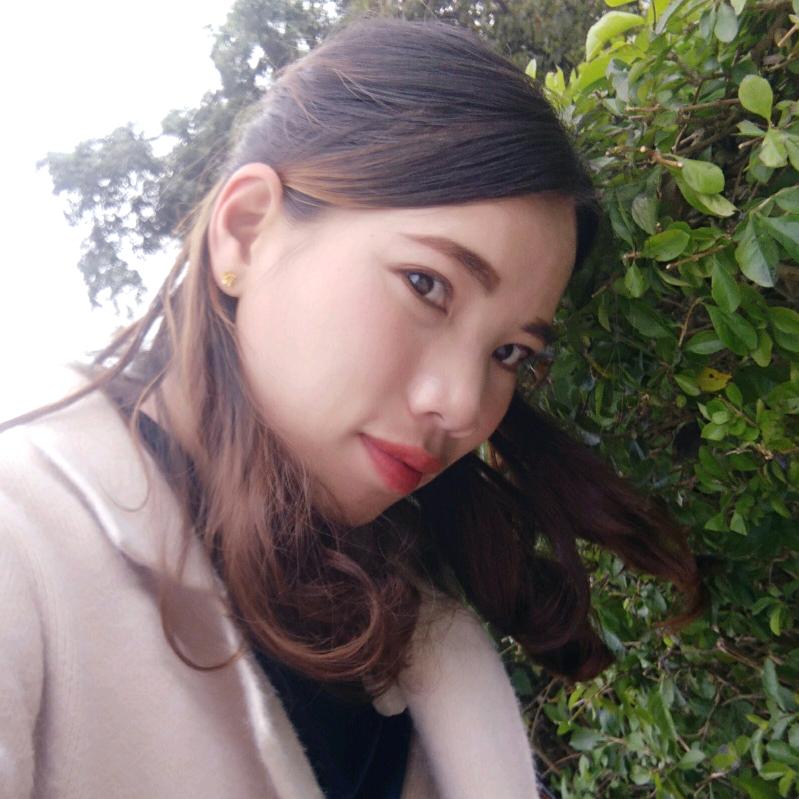 简👄爱