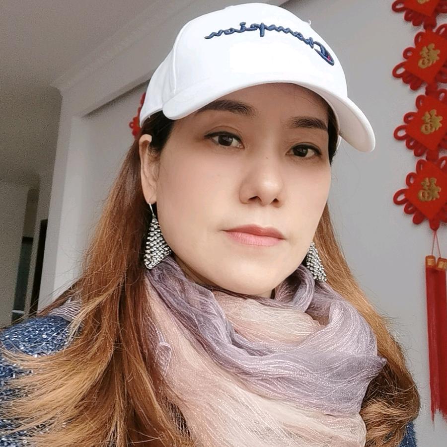 佩姐姐房车自驾游