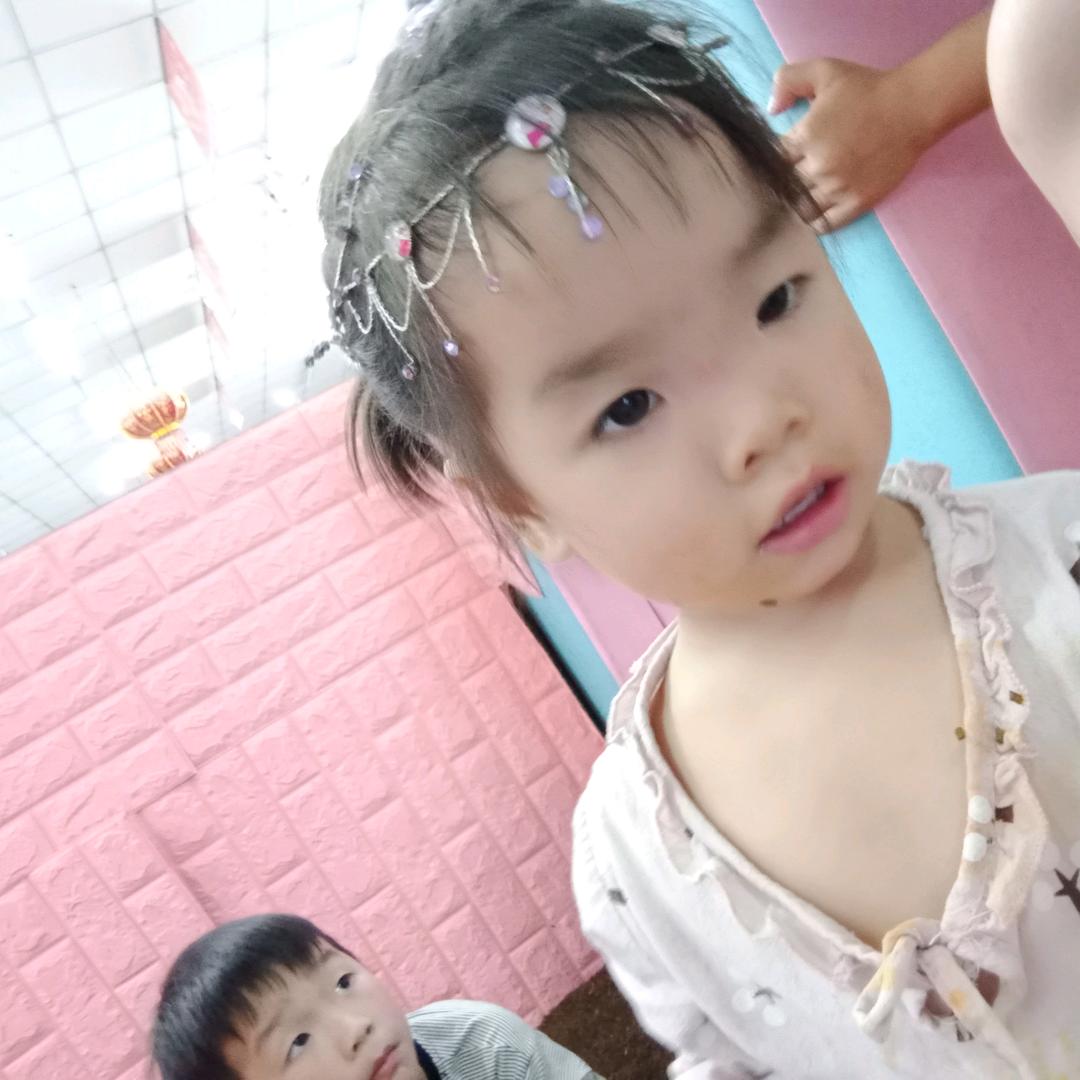涵涵宝贝😊