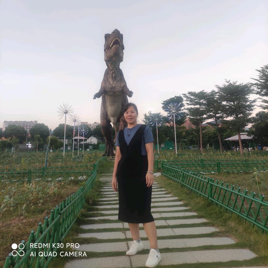 城市的灯火谁都陶醉