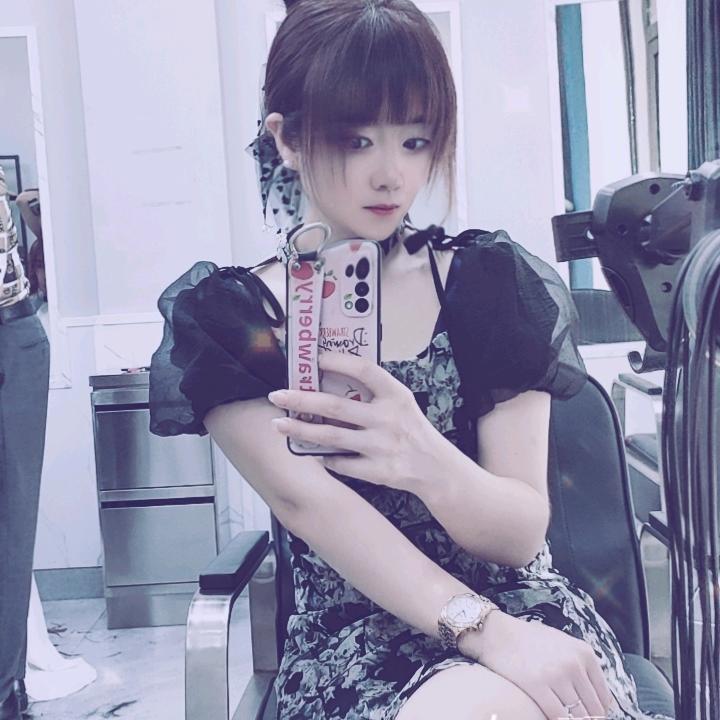 姐～与世无争