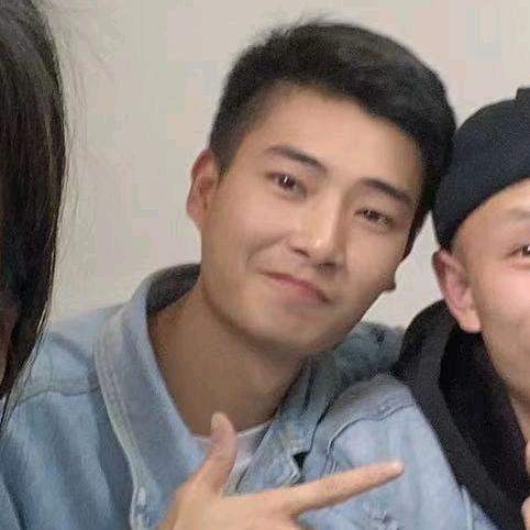 杨秀同学