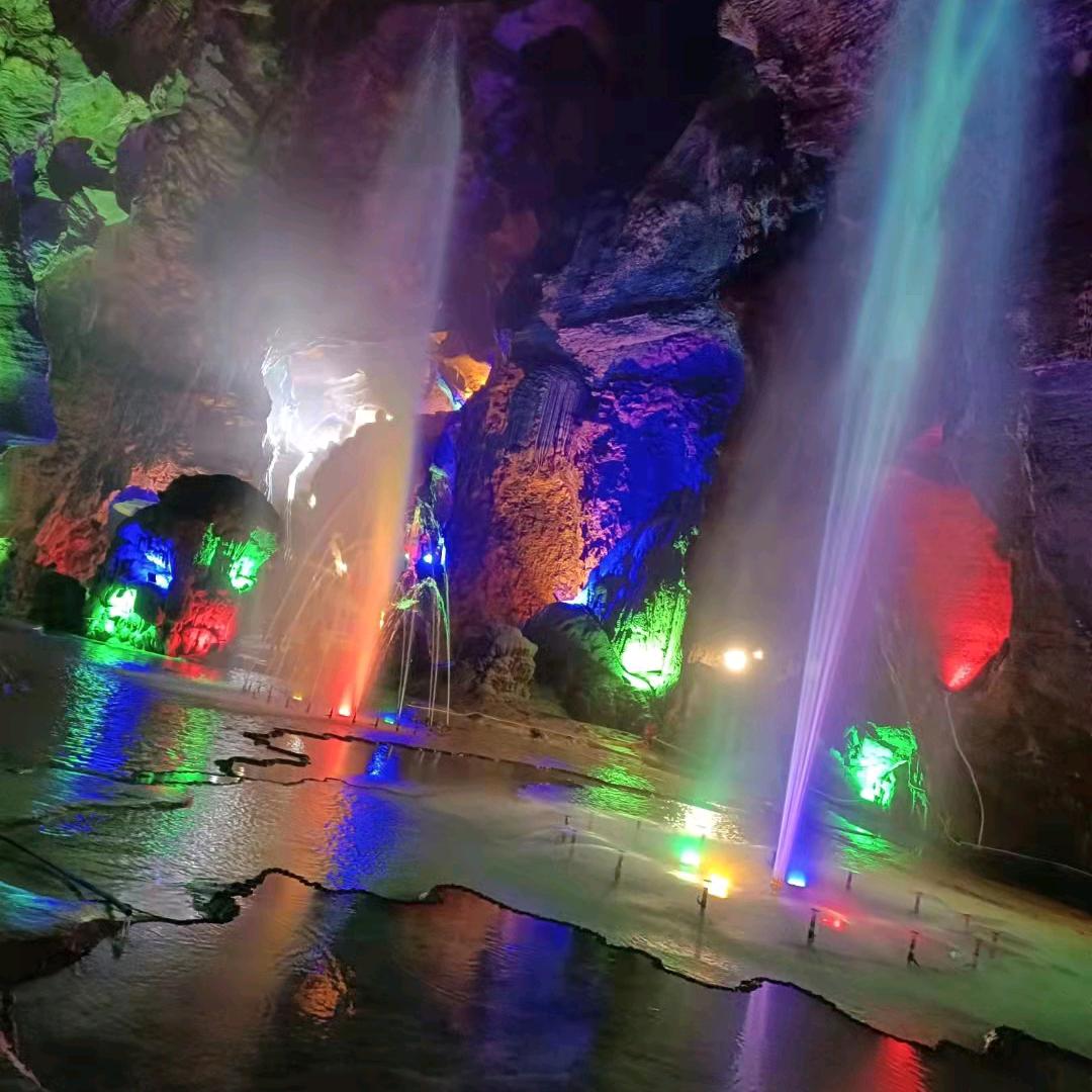 在军装饰，诚信服务，一站到位