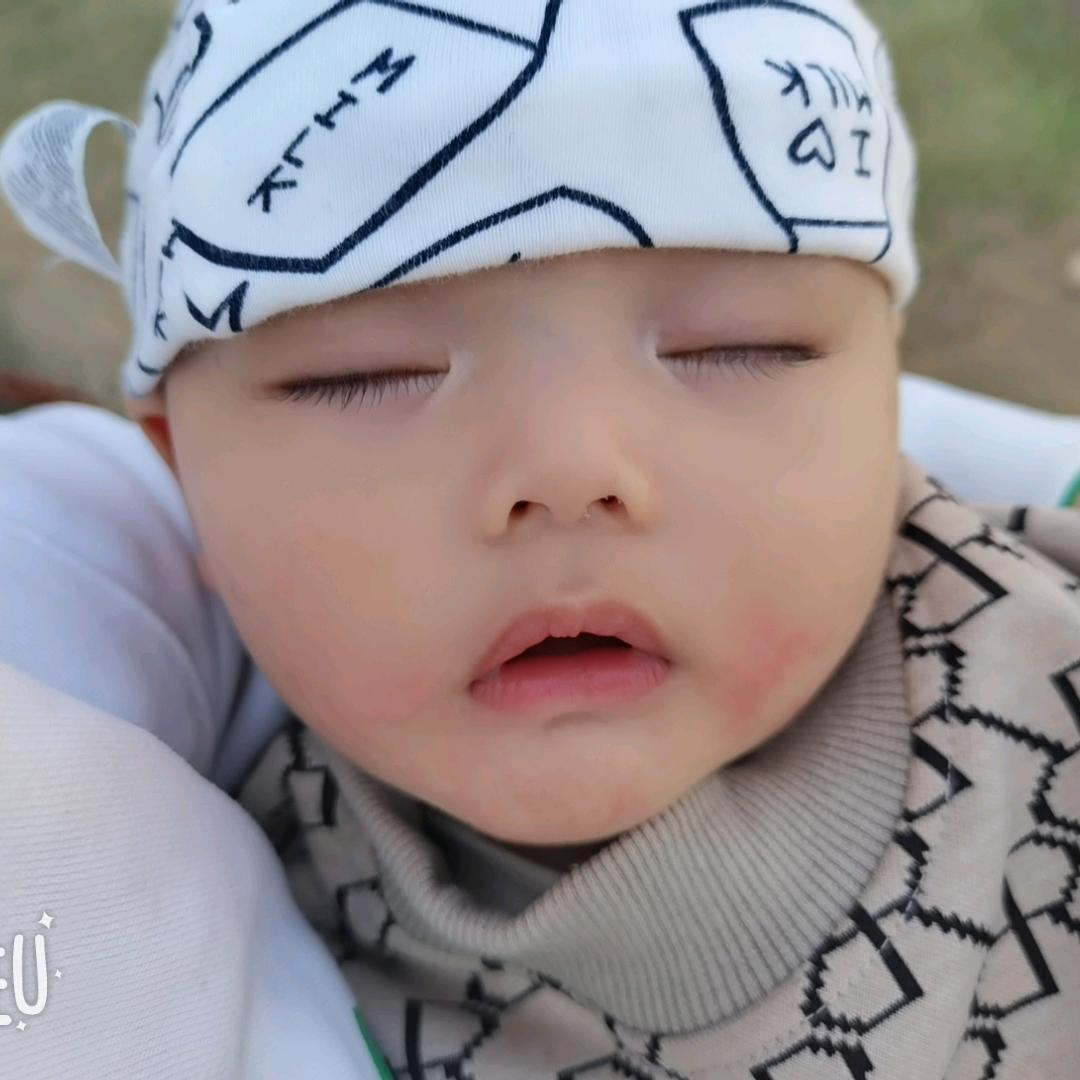 张果果🍼