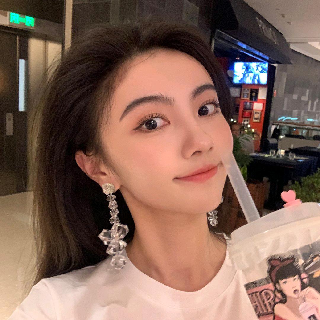 丝丝sisi