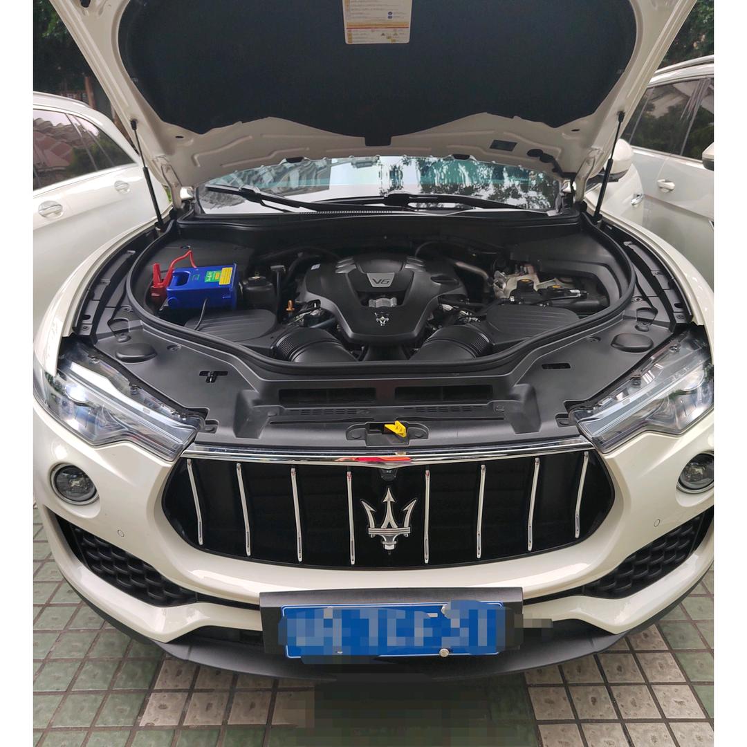 救援小哥
