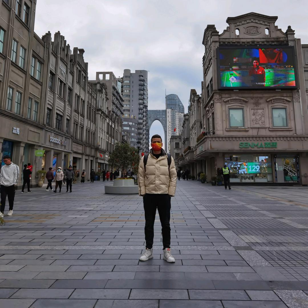 淡抹年华、荣辱不惊