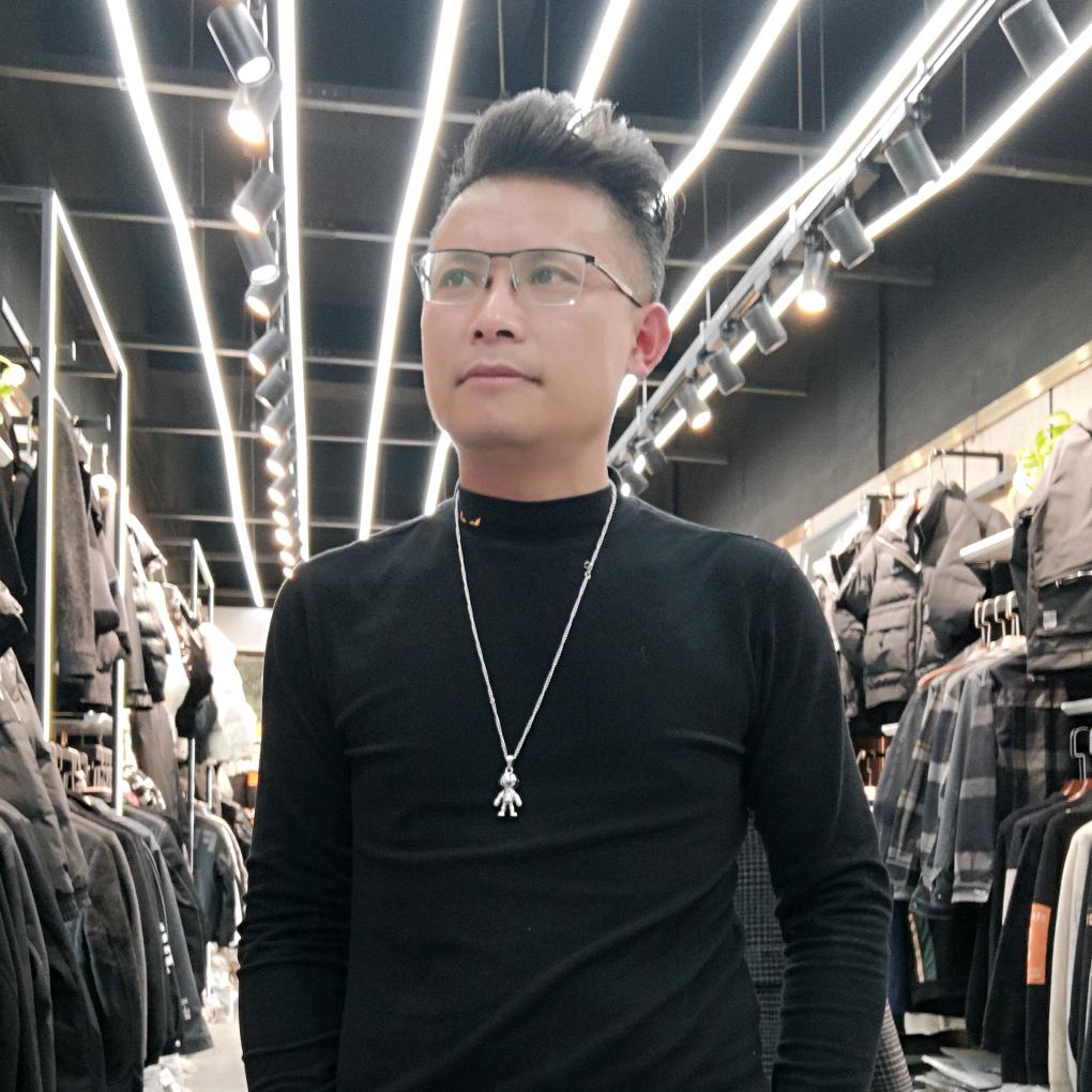 风行色型男装备