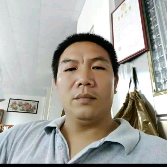 绪伍家具城,挖机出租