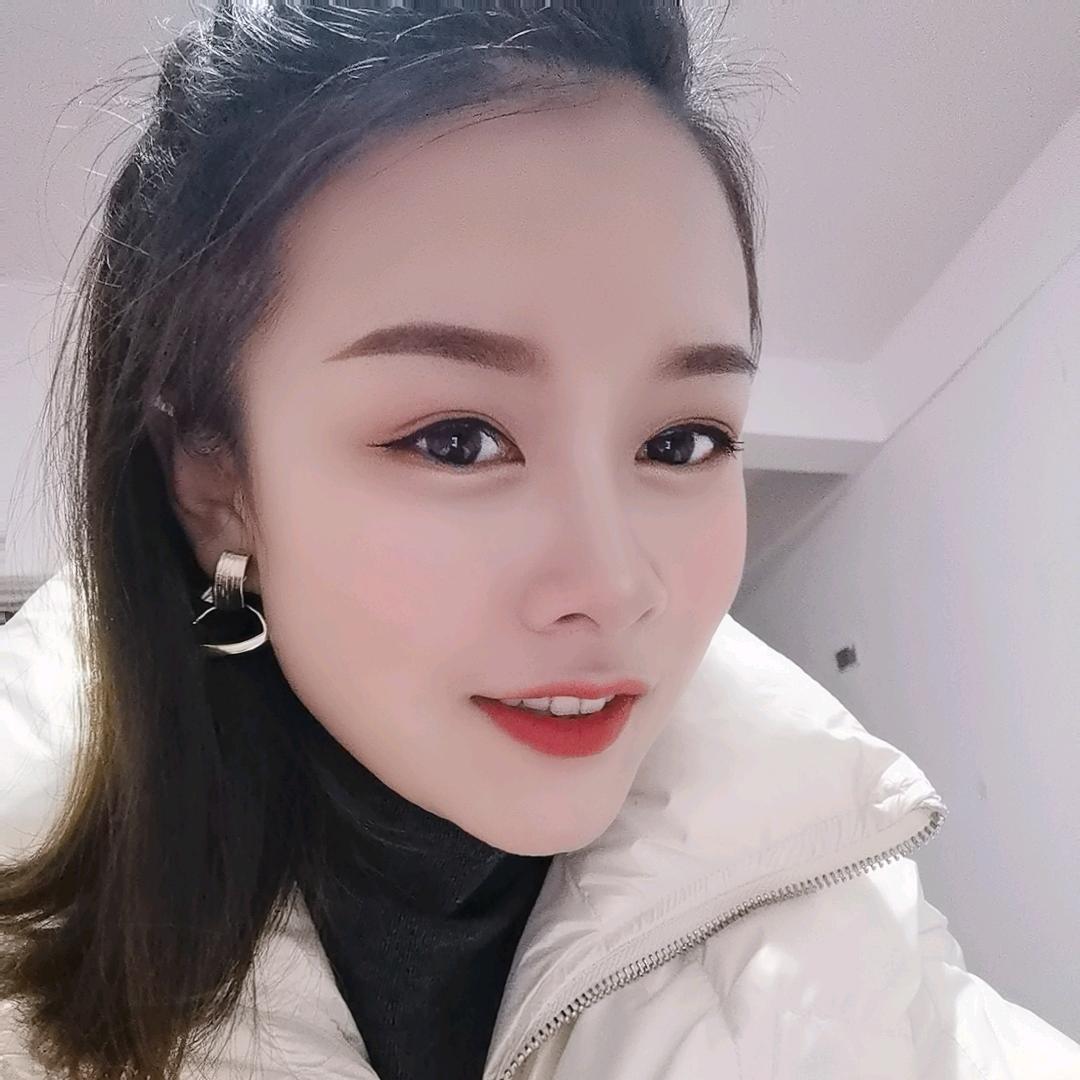姐的忧伤谁在乎……张ꦿ꯭ꫛ小姐꧔