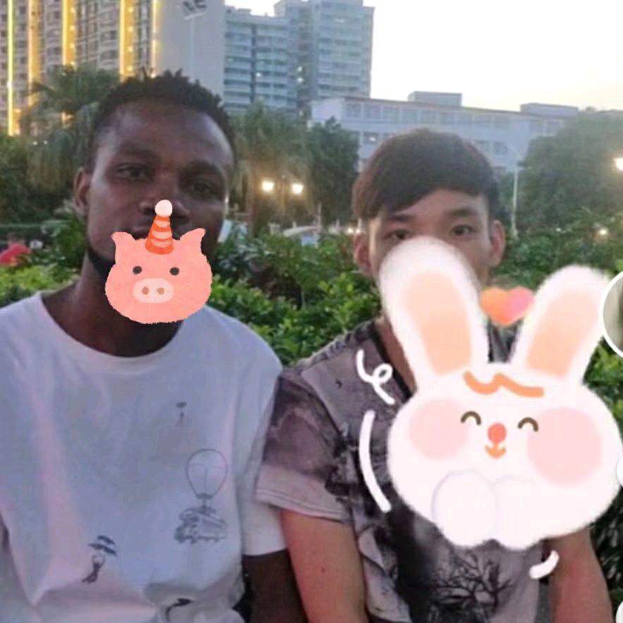 CC 梁 阿立