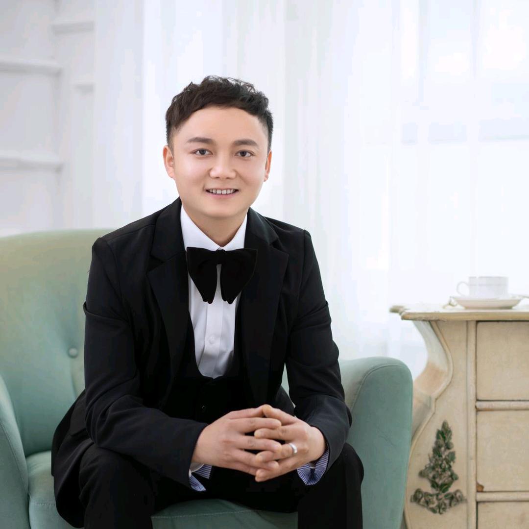 小维哥
