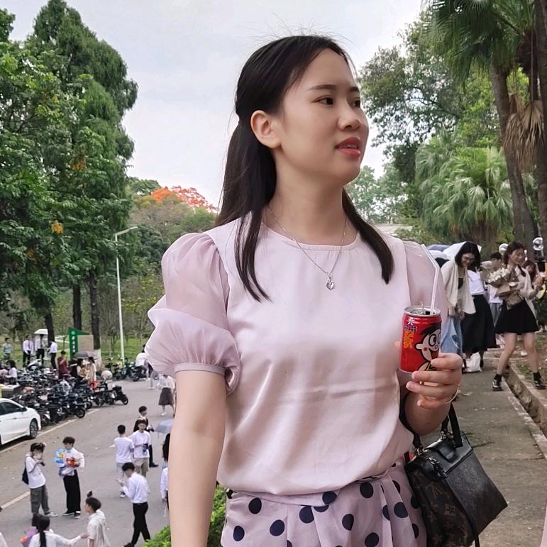 思梦羽女装旗舰店