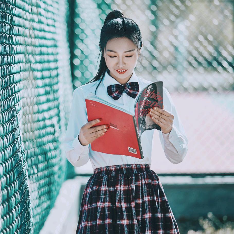 美女来啦！