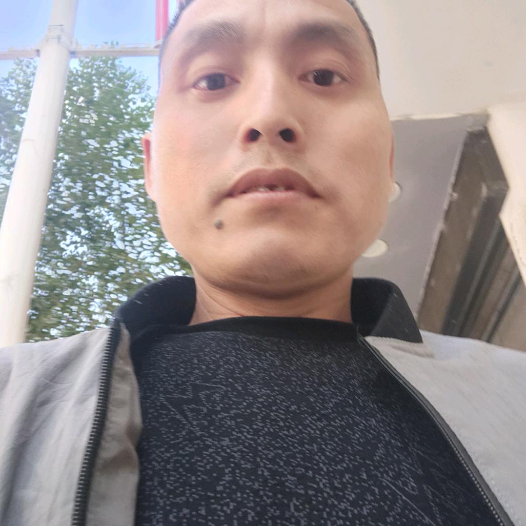 龙行天下