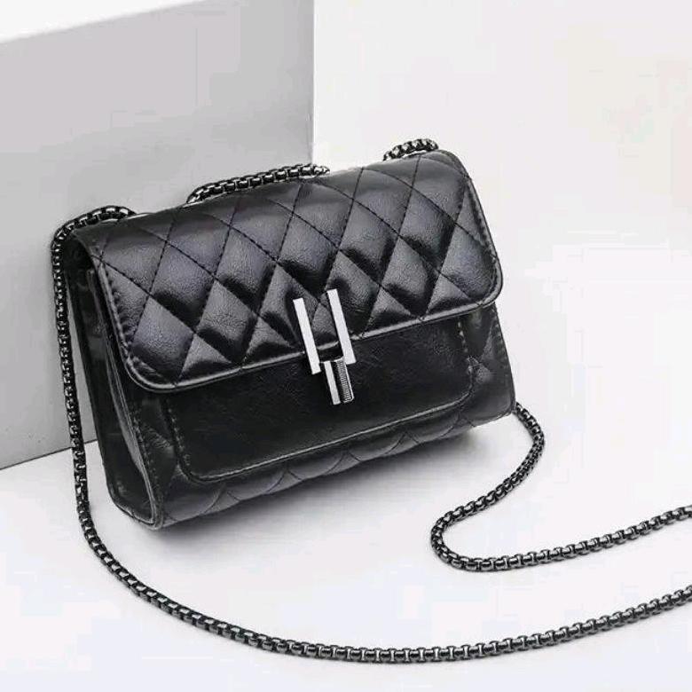 永定区钰依语百货店