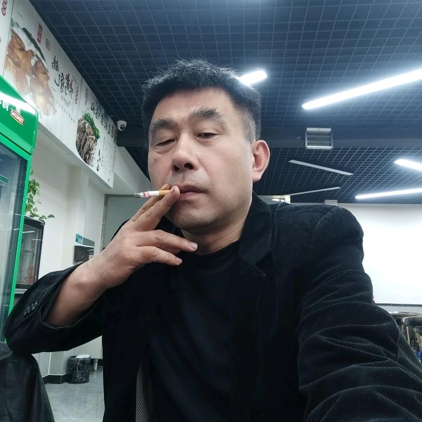 碳花烤羊腿