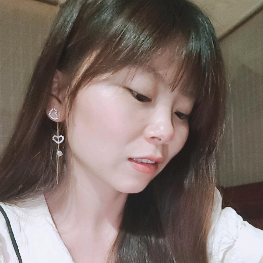 爱笑的女孩🤗95年（废品回收站）