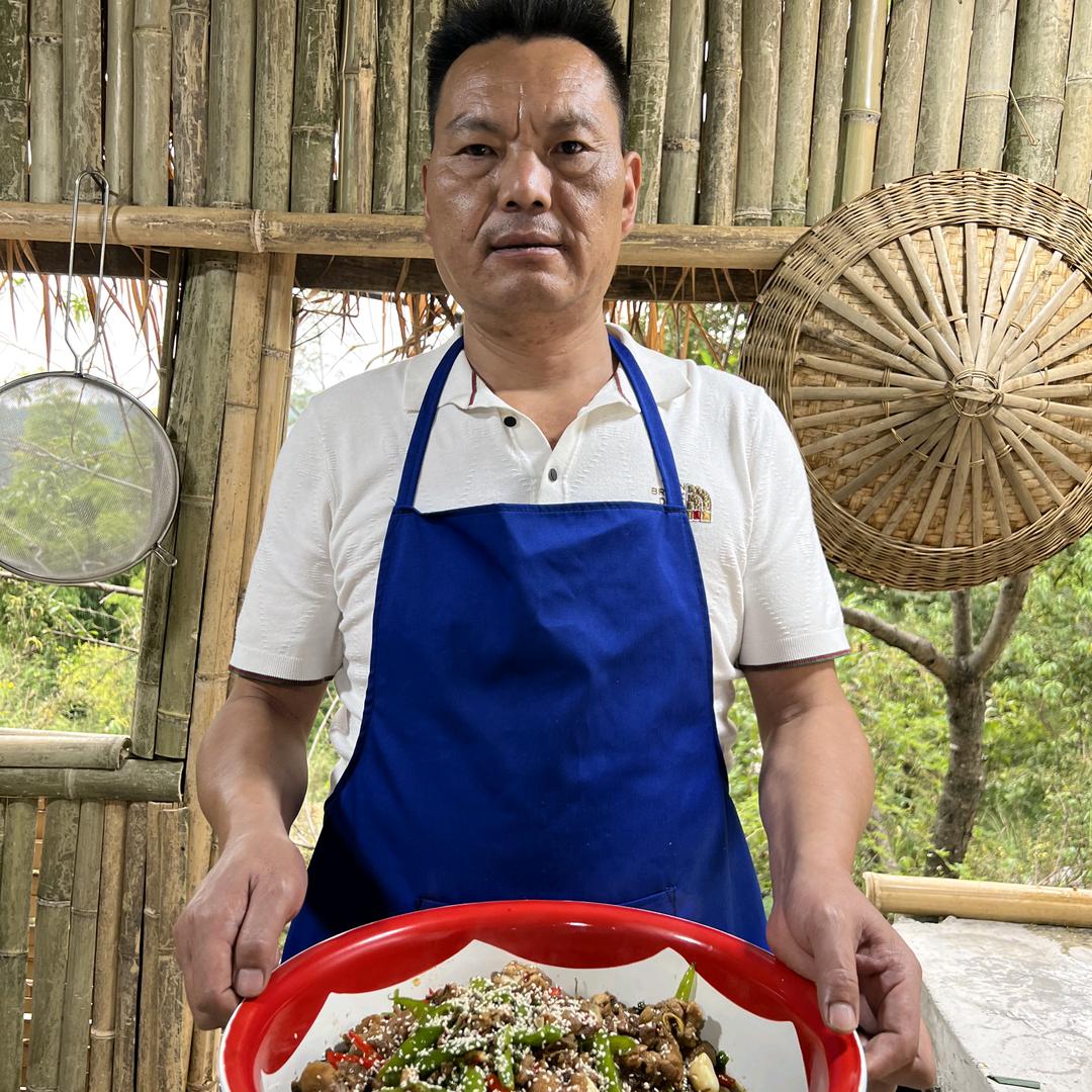 乡野七哥