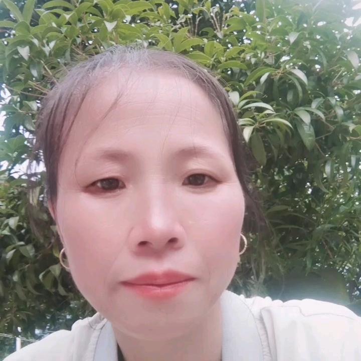 为梦ヾ(✿ﾟ▽ﾟ)ノ