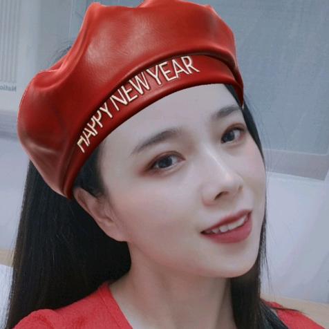 台北川小妹（櫥窗有台灣特產喔）