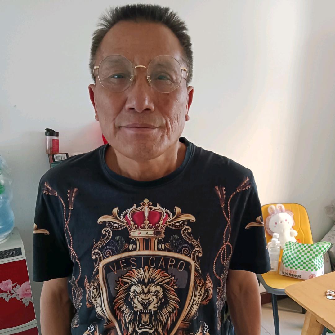 黄余仔