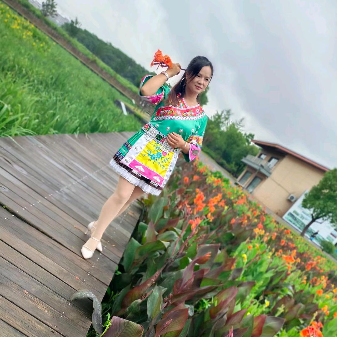 山歌小秀