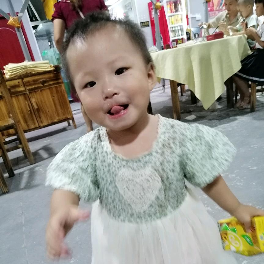 用户318975092