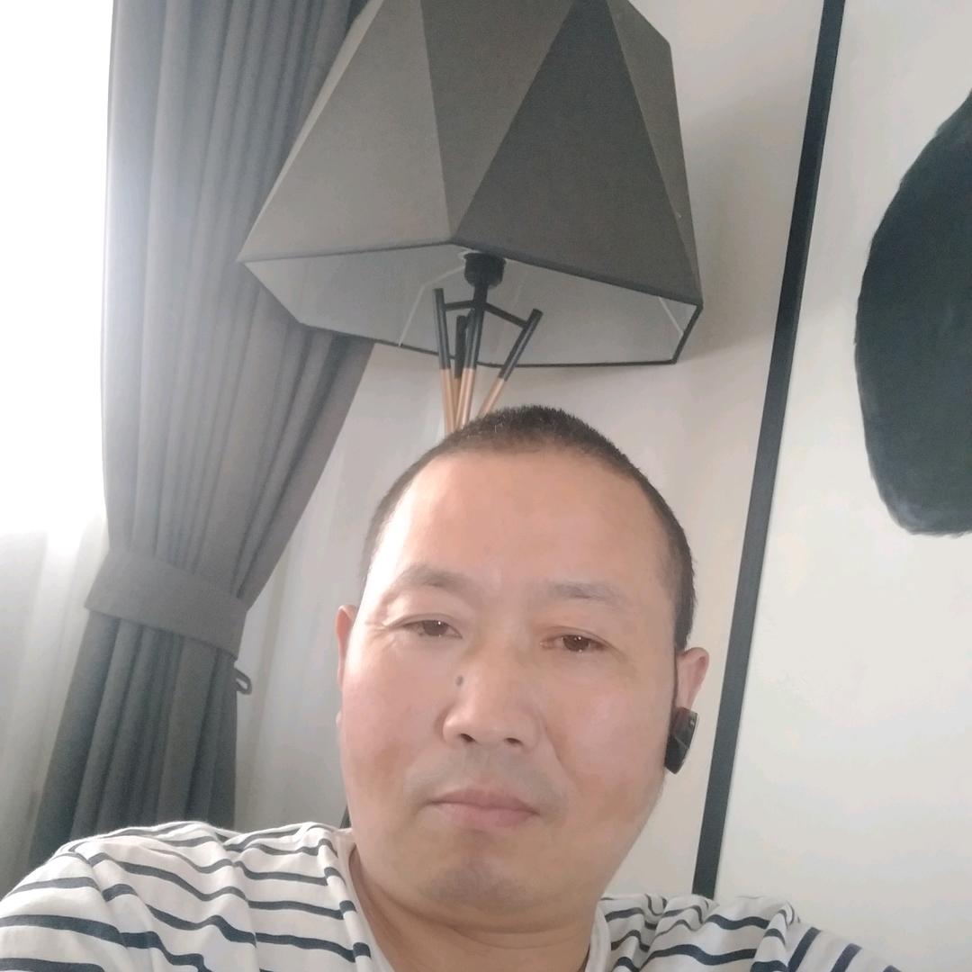 净水器热水器专业安装修出售。