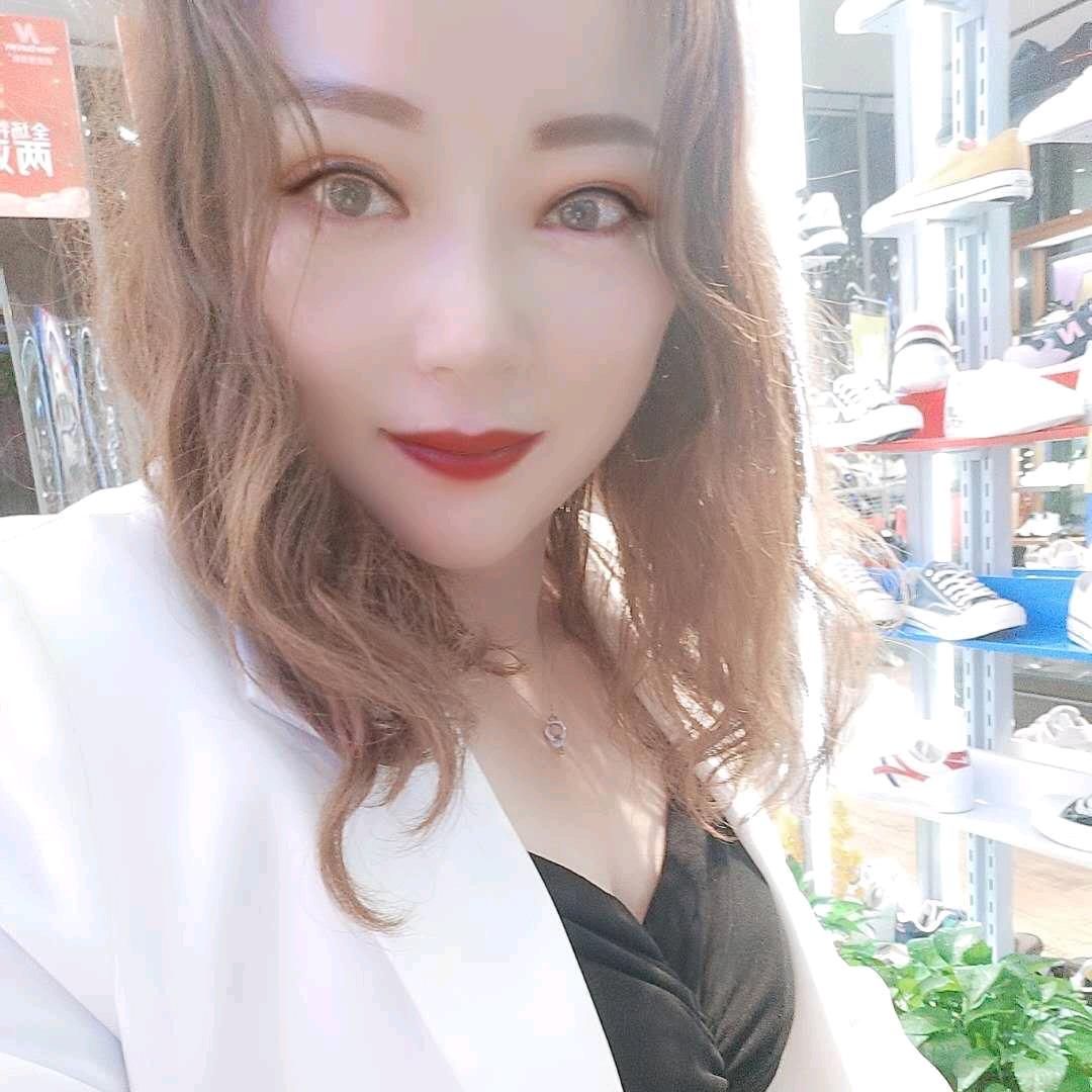 @玲玲晚21：25开直播🌴🌺