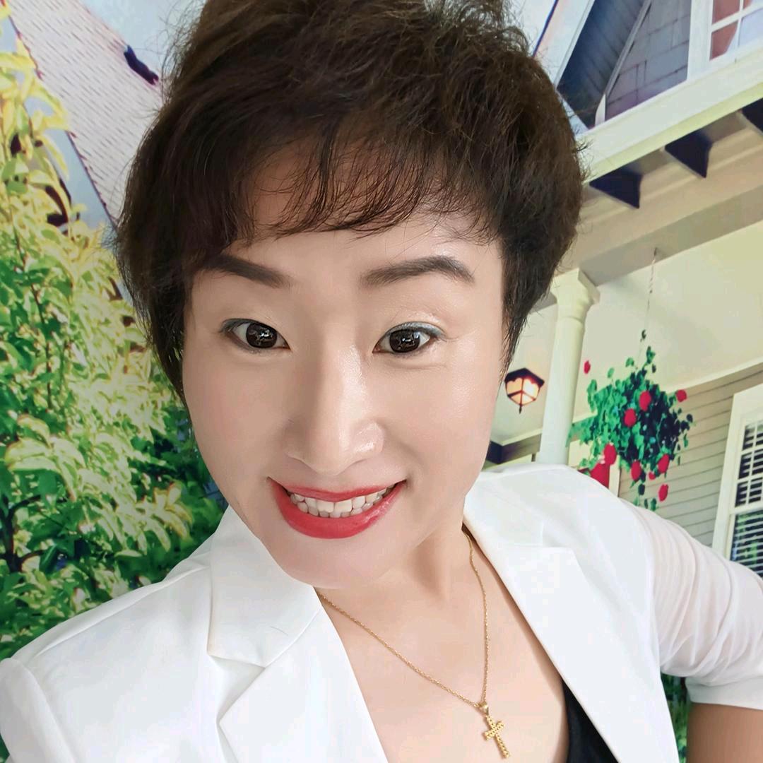 瑛子姐（爱上美食的女疯子）