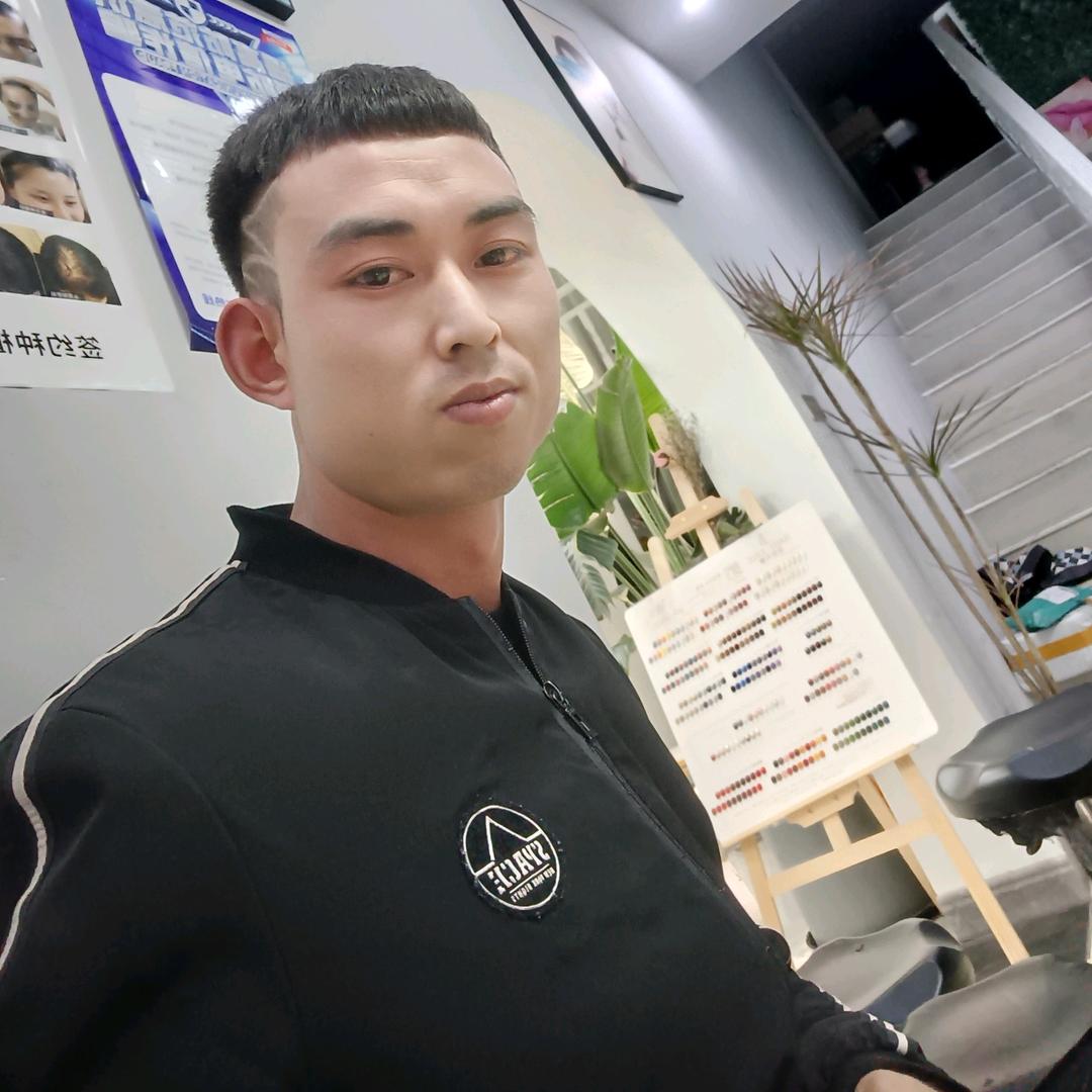 陈刚